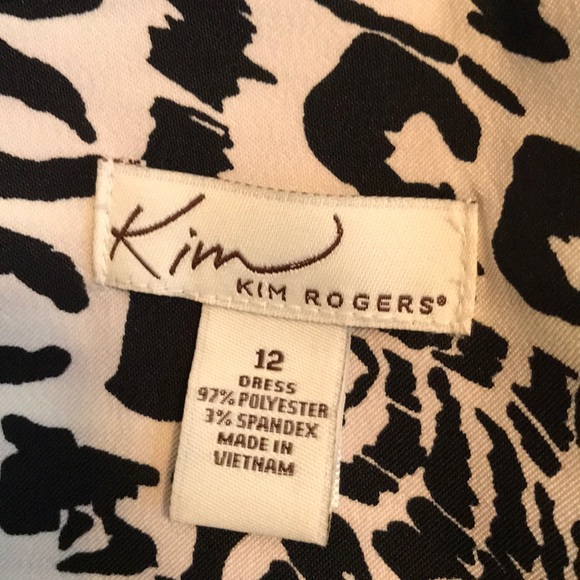 Black and white print dress - Picture 3 of 3